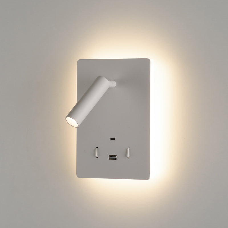 Carregue imagem no visualizador da galeriaAplique de Parede com luz orientável e carregamento USB, branco
