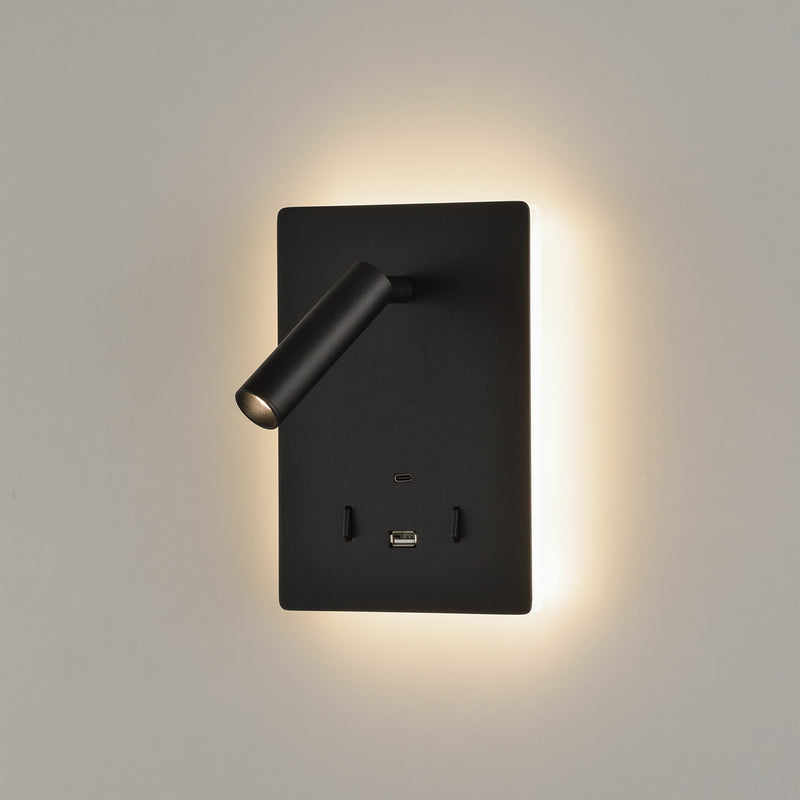 Carregue imagem no visualizador da galeriaAplique de Parede com luz orientável e carregamento USB, preto
