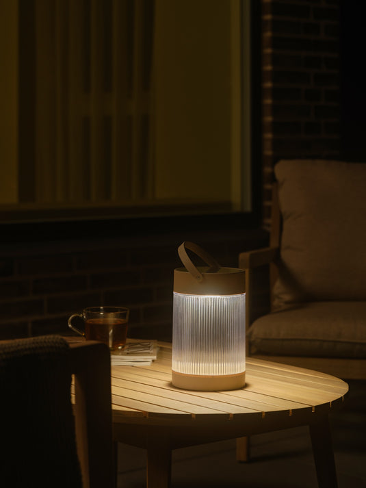 Candeeiro de mesa portátil solar, sem fios, com bateria, exterior e interior, cor de areia - Coupar - Nordlux