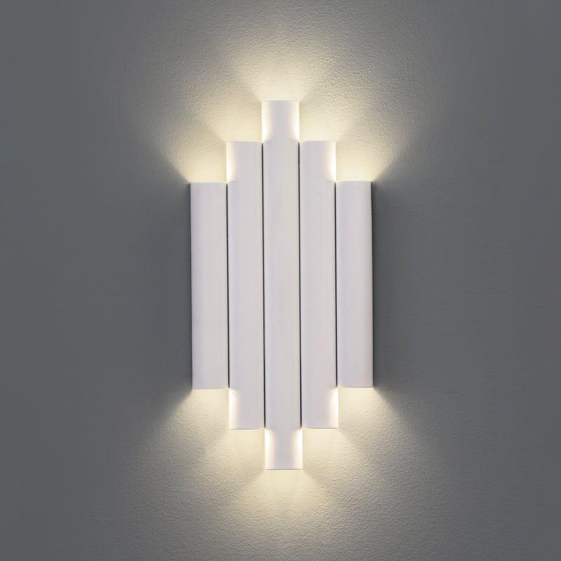 Load image into Gallery viewer, LED Wall Light in textured white metal
