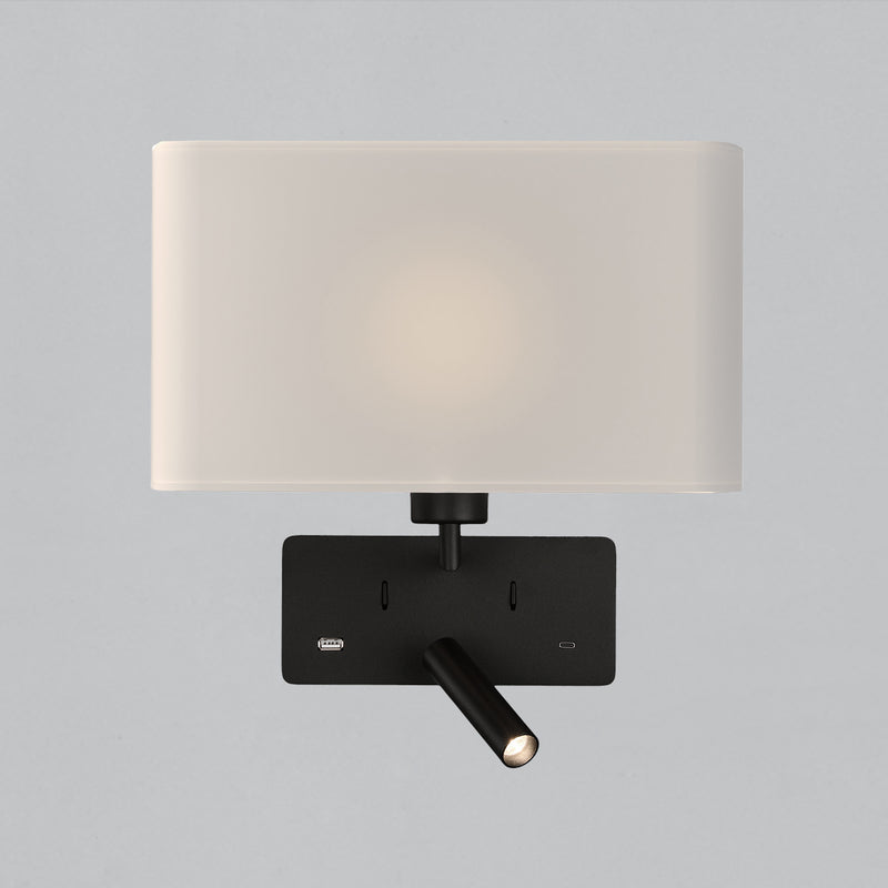 Carregue imagem no visualizador da galeriaAplique de Parede com luz orientável e carregamento USB, em branco e preto
