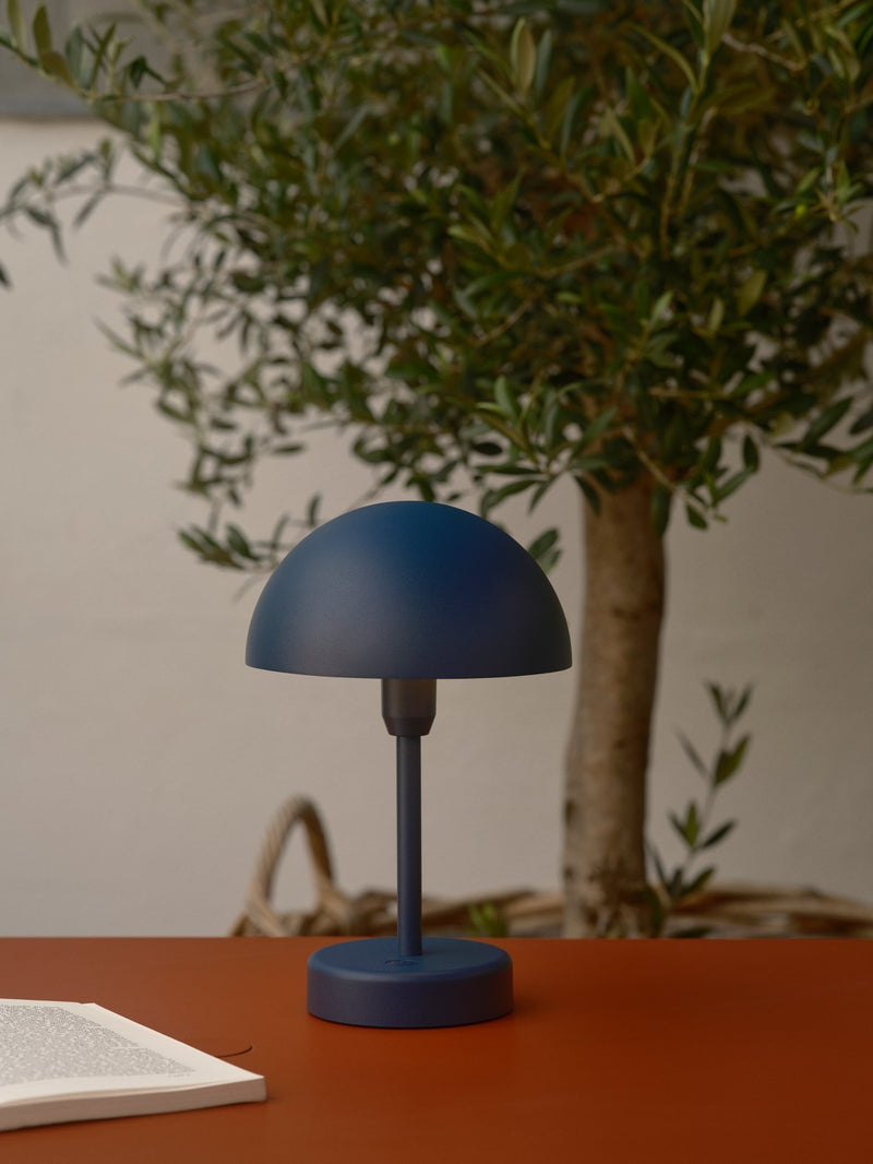 Carregue imagem no visualizador da galeriaLuz LED Portátil Azul Ellen To-Go NORDLUX
