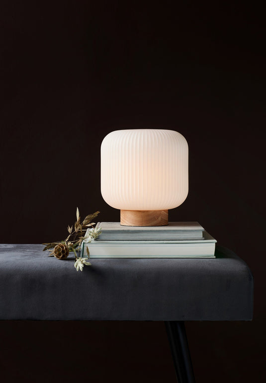 Candeeiro de Mesa com Vidro Opalino Milford NORDLUX