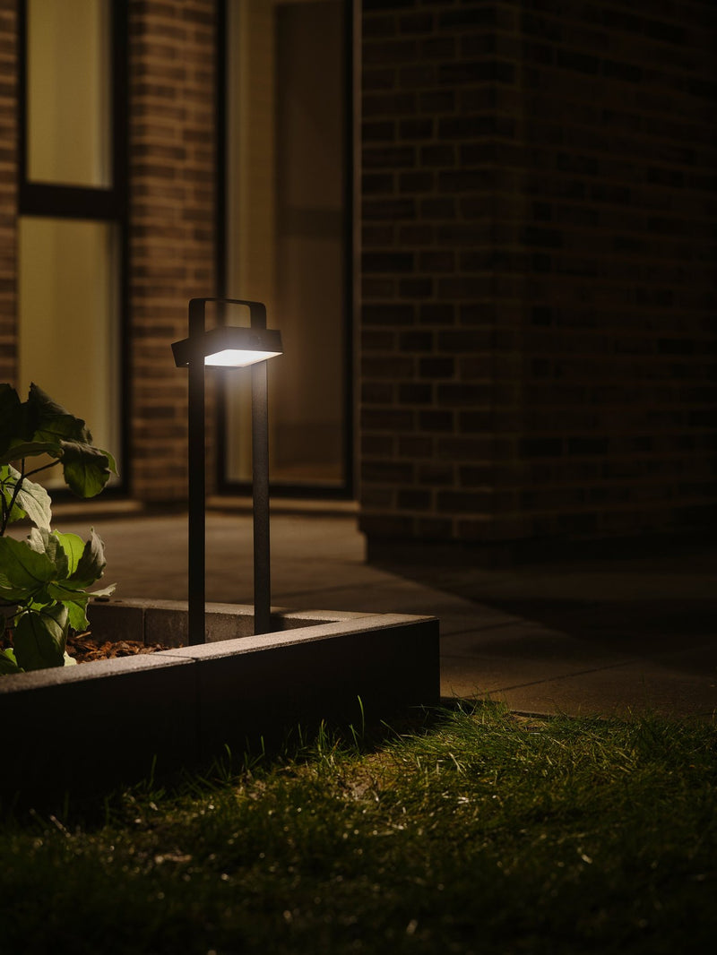 Cargue la imagen en el visor de la galería, Luz Solar para Jardim com Sensor de Movimento e Cabeça Inclinável SAULIO NORDLUX
