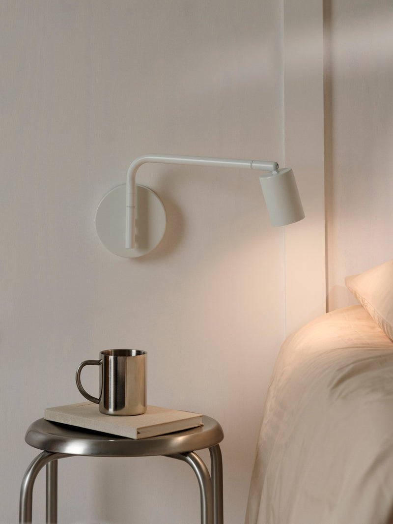 Carregue imagem no visualizador da galeriaAplique de Parede Branco com Braço Rotativo e Cabeça Ajustável Explore NORDLUX
