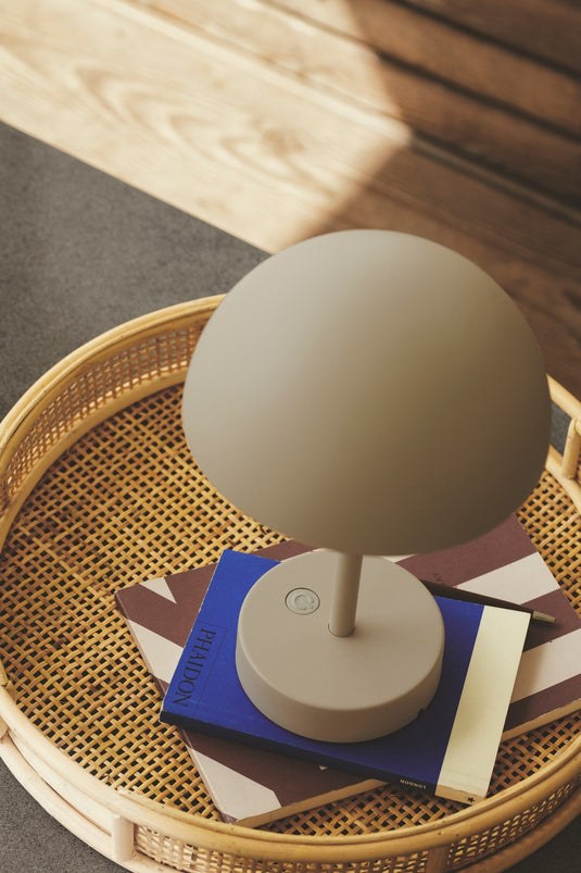 Candeeiro LED de Mesa com Luz Regulável e Base de Carregamento ELLEN NORDLUX