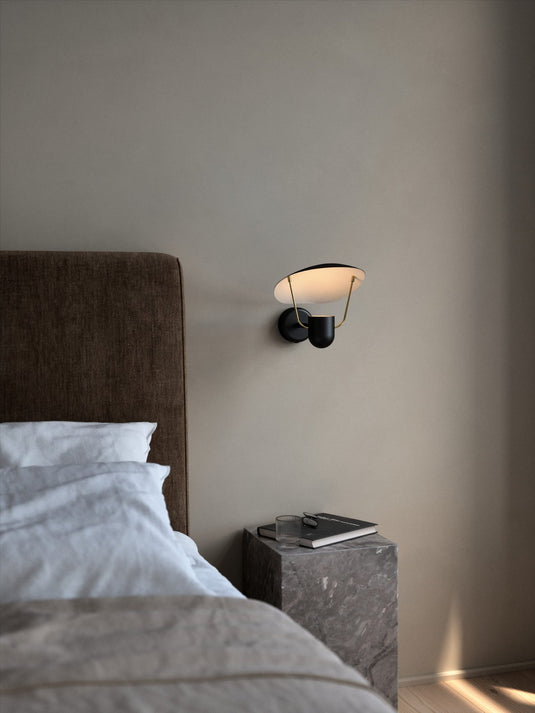 Aplique de Parede Elegante com Detalhes em Latão Fabiola NORDLUX