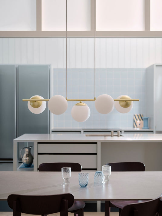 5-spot Pendant em Latão com Vidro Branco Opalino LILLY NORDLUX