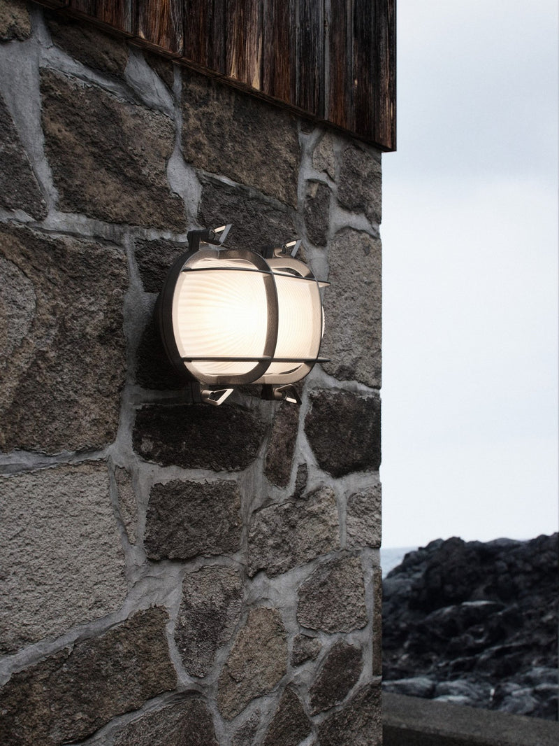 Load image into Gallery viewer, Aplique de Parede Exterior em Níquel HELFORD NORDLUX
