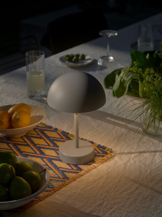 Candeeiro de Mesa LED com Dimerização e Base de Carregamento ELLEN NORDLUX